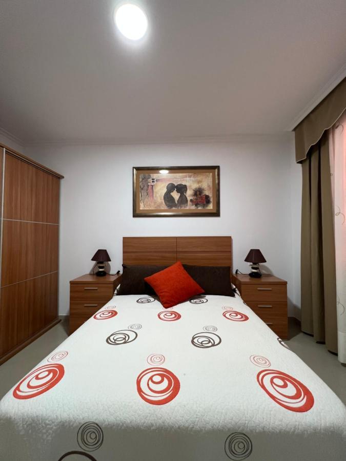 Apartamentos Maria De Lucia - Piso A Arou Екстериор снимка
