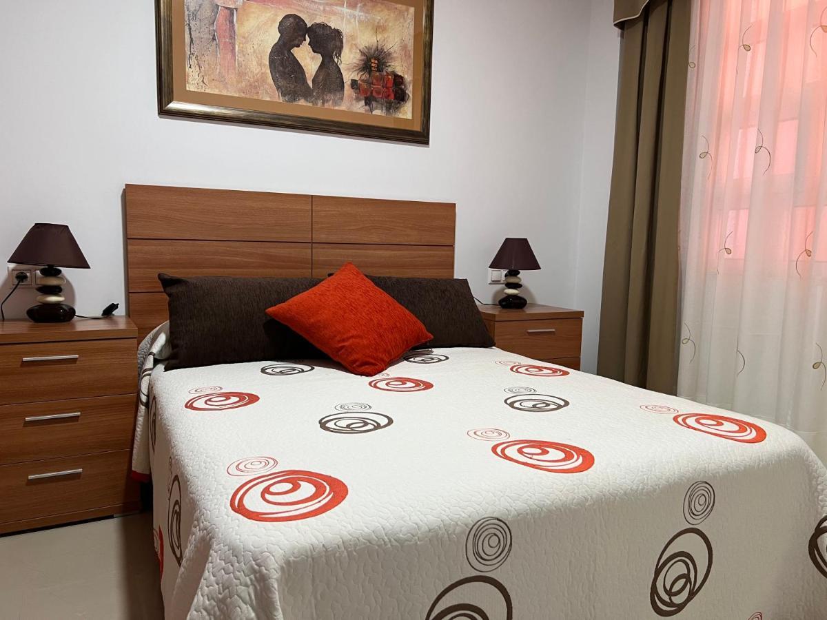 Apartamentos Maria De Lucia - Piso A Arou Екстериор снимка